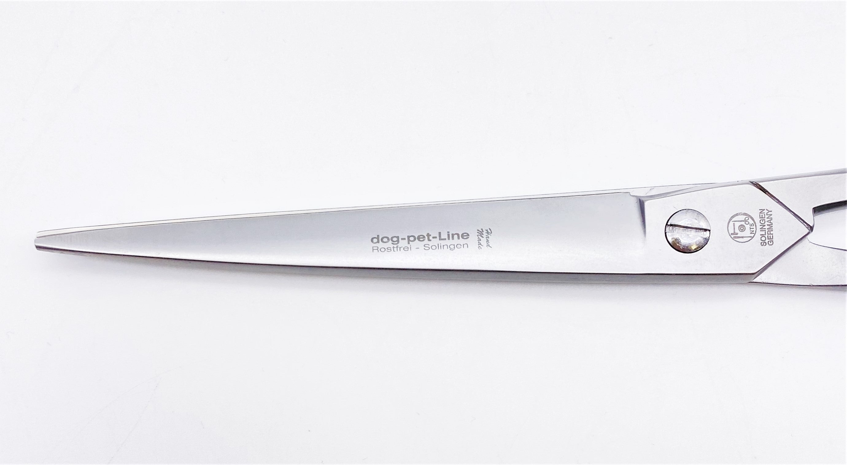 NTS Hondenschaar / Vachtschaar gebogen Maat 8.0 inch – 20,5 cm 90080-8.0G ook bruikbaar als veeschaar NTS Hondenschaar / Vachtschaar gebogen Maat 8.0 inch – 20,5 cm 90080-8.0G ook bruikbaar als veeschaar