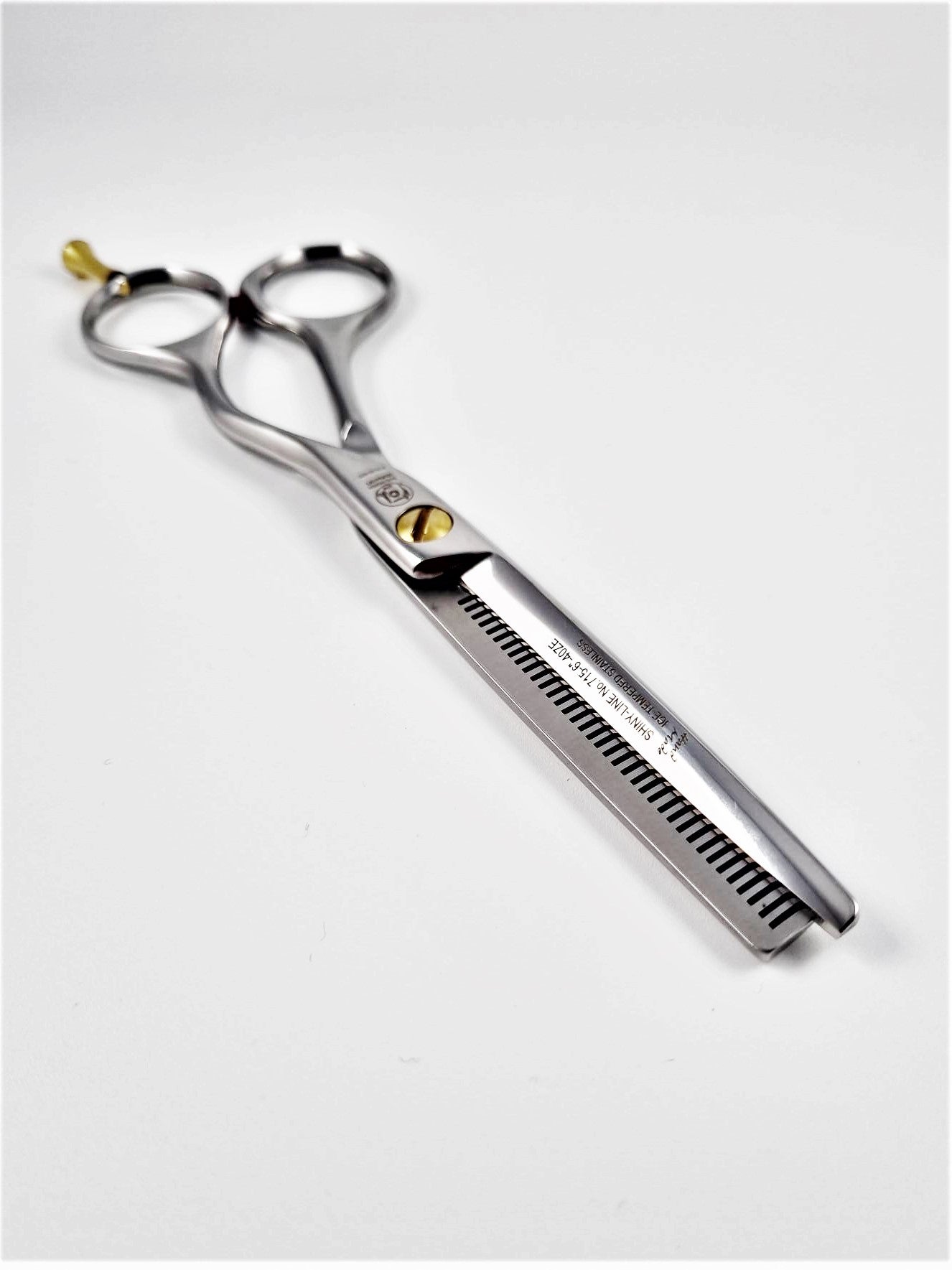 NTS Tijera de entresacar Ergo Shiny Line pulida 715-6.0 Tamaño – 6.0 pulgadas – 15,2 cm NTS Tijera de entresacar Ergo Shiny Line pulida 715-6.0 Tamaño – 6.0 pulgadas – 15,2 cm