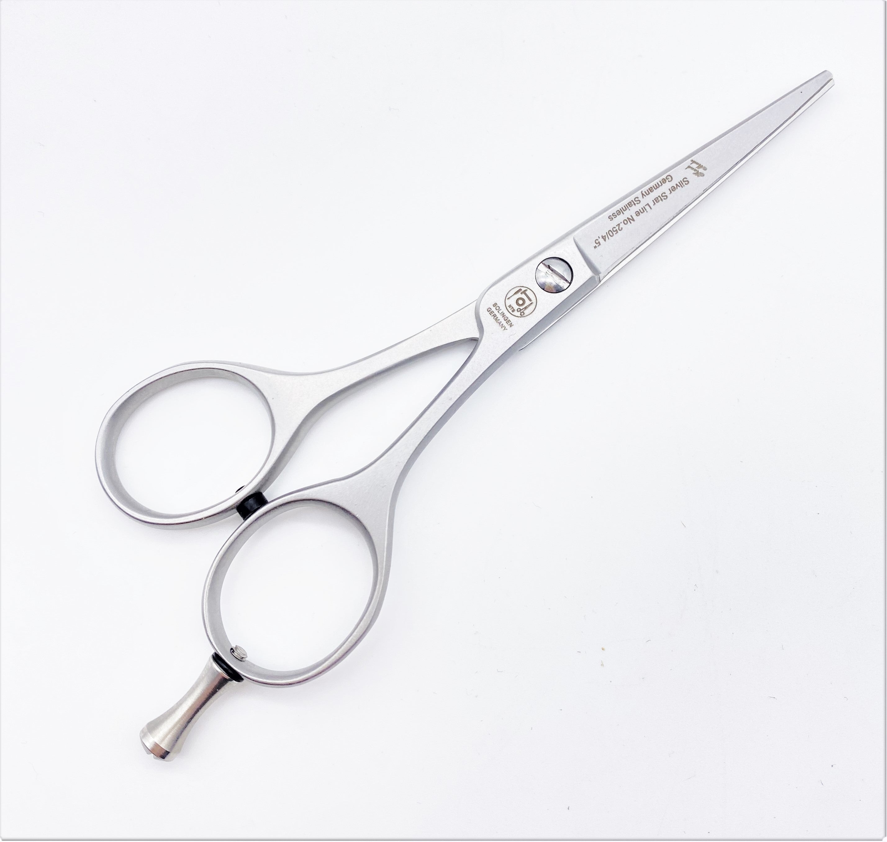 NTS Tijeras de peluquería Silver Star Line 250-4.5 – Tamaño 4.5 pulgadas – 11,4 cm NTS Tijeras de peluquería Silver Star Line 250-4.5 – Tamaño 4.5 pulgadas – 11,4 cm