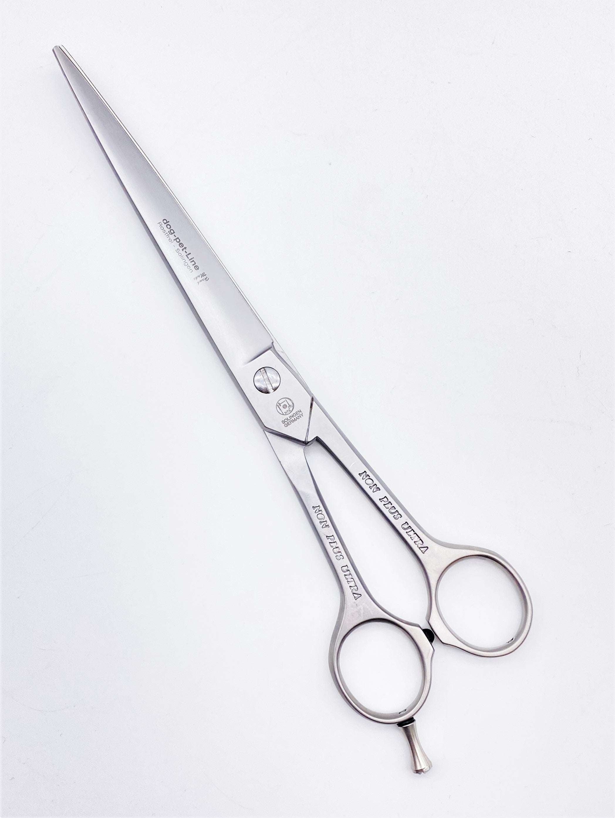 NTS Hondenschaar / Vachtschaar gebogen Maat 8.0 inch – 20,5 cm 90080-8.0G ook bruikbaar als veeschaar NTS Hondenschaar / Vachtschaar gebogen Maat 8.0 inch – 20,5 cm 90080-8.0G ook bruikbaar als veeschaar